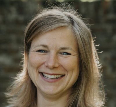 Joyce  Wever